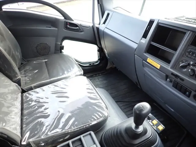 いすゞ フォワード 2PG-FRR90S1(2WD)の写真48