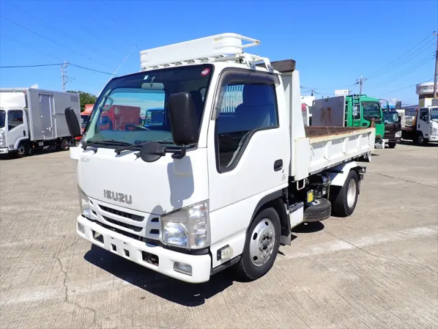 いすゞ エルフ TPG-NKR85AN(2WD)の写真1