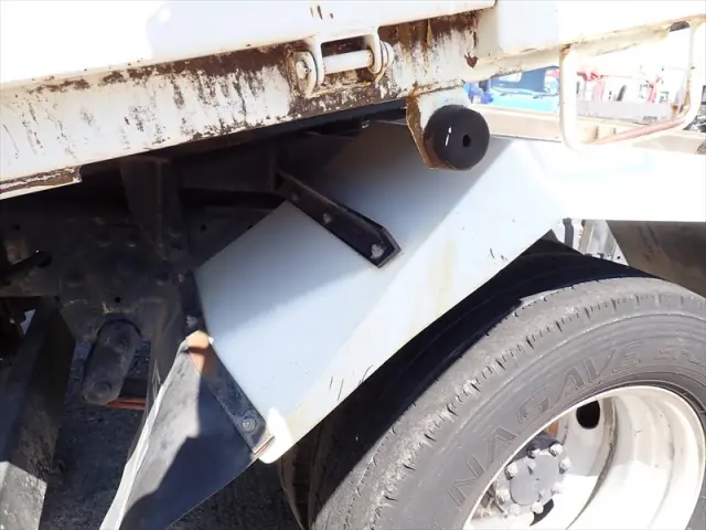 いすゞ エルフ TPG-NKR85AN(2WD)の写真9