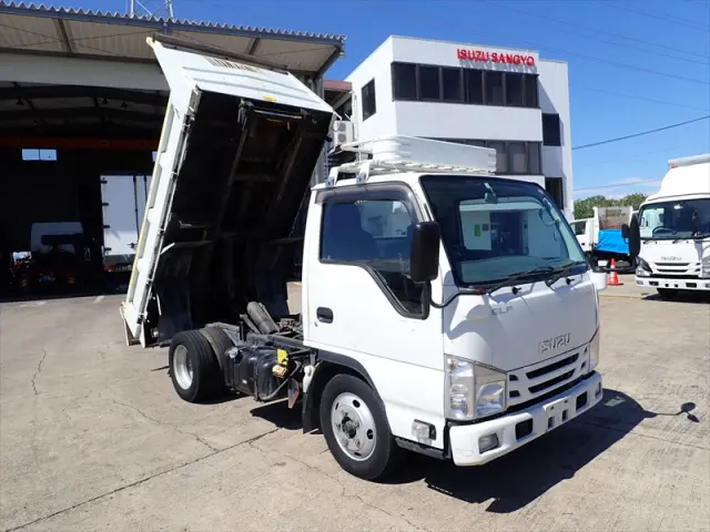 いすゞ エルフ TPG-NKR85AN(2WD)の写真16