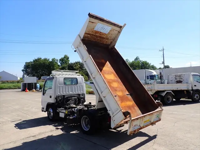 いすゞ エルフ TPG-NKR85AN(2WD)の写真17