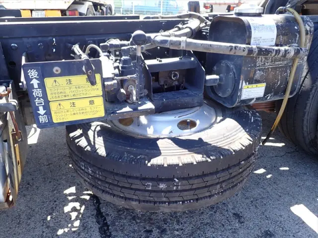 いすゞ エルフ TPG-NKR85AN(2WD)の写真21