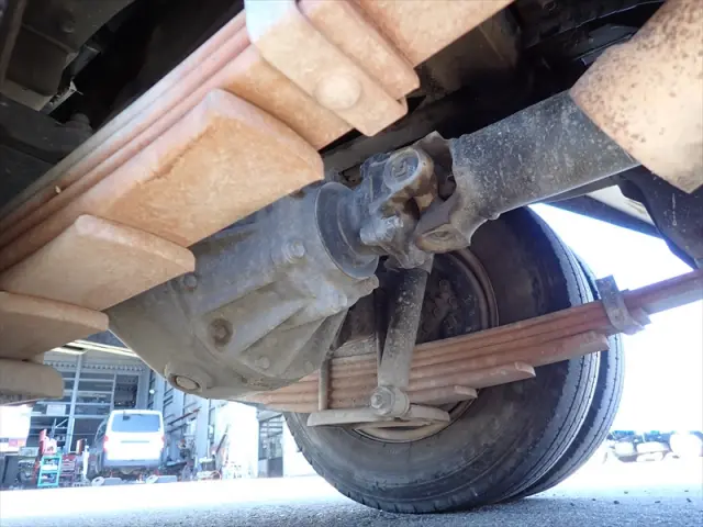 いすゞ エルフ TPG-NKR85AN(2WD)の写真28