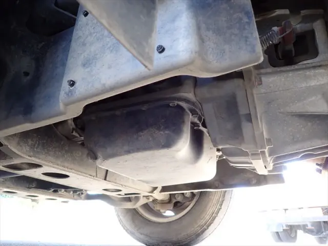 いすゞ エルフ TPG-NKR85AN(2WD)の写真36