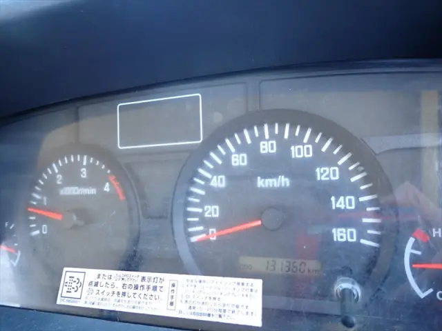 いすゞ エルフ TPG-NKR85AN(2WD)の写真46