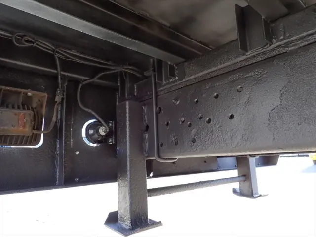 いすゞ エルフ LDG-FVZ34U2(6x4)の写真18