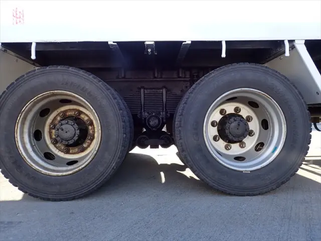 いすゞ エルフ LDG-FVZ34U2(6x4)の写真23