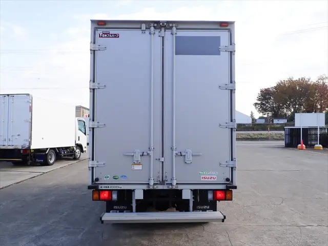 いすゞ エルフ TRG-NLR85AN(2WD)の写真5