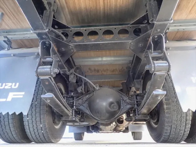 いすゞ エルフ TRG-NLR85AN(2WD)の写真11