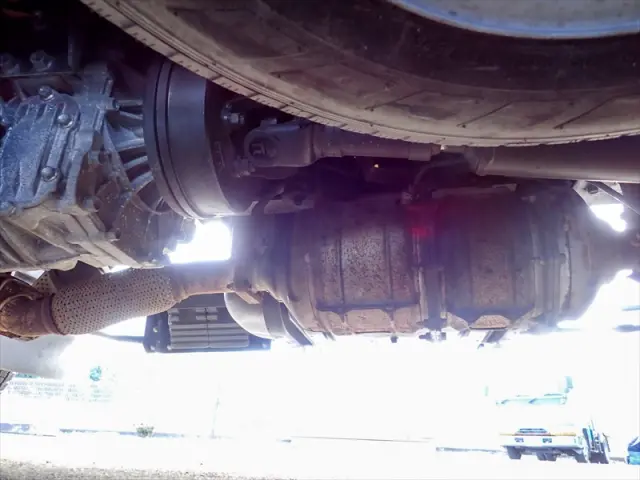 いすゞ エルフ TRG-NLR85AN(2WD)の写真13