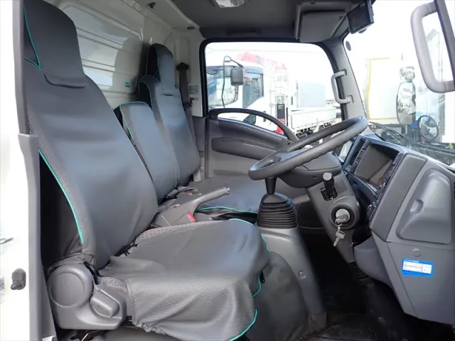 いすゞ エルフ TRG-NLR85AN(2WD)の写真20