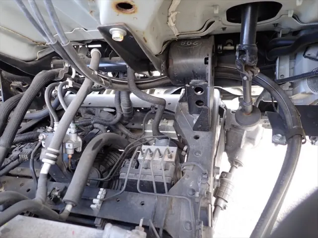 いすゞ エルフ TRG-NLR85AN(2WD)の写真28