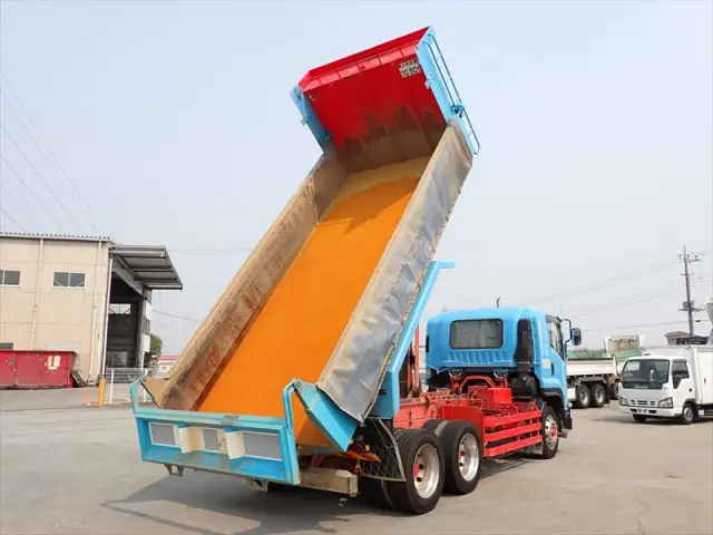 いすゞ フォワード QKG-FVZ34U2(6x4)の写真9