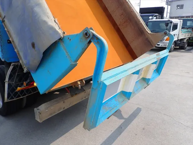 いすゞ フォワード QKG-FVZ34U2(6x4)の写真11