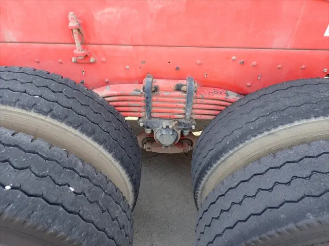 いすゞ フォワード QKG-FVZ34U2(6x4)の写真14