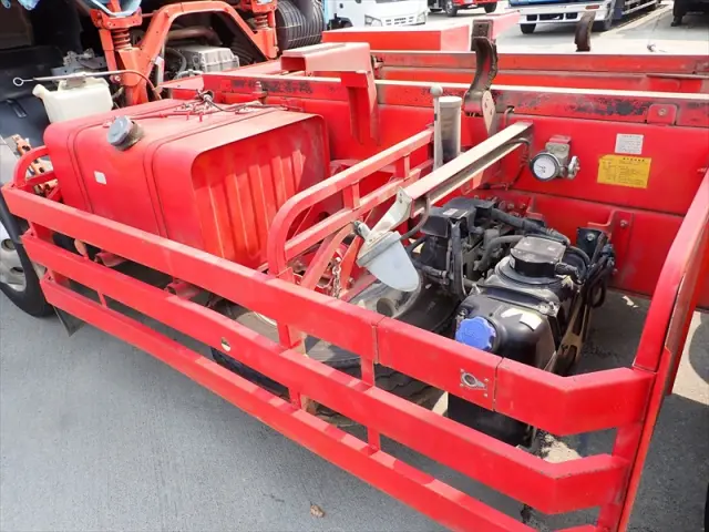 いすゞ フォワード QKG-FVZ34U2(6x4)の写真15