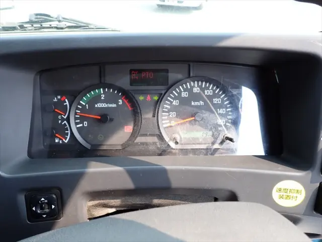 いすゞ フォワード QKG-FVZ34U2(6x4)の写真30