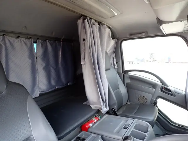 いすゞ フォワード QKG-FVZ34U2(6x4)の写真32