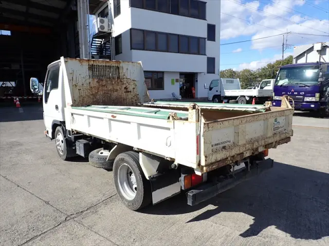 いすゞ エルフ TPG-NJR85AD(2WD)の写真4