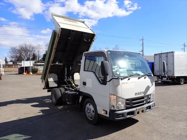 いすゞ エルフ TPG-NJR85AD(2WD)の写真6