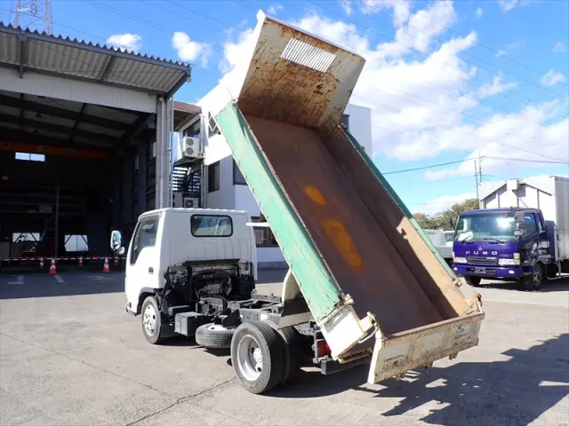 いすゞ エルフ TPG-NJR85AD(2WD)の写真8