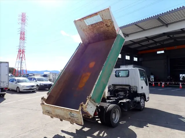 いすゞ エルフ TPG-NJR85AD(2WD)の写真9