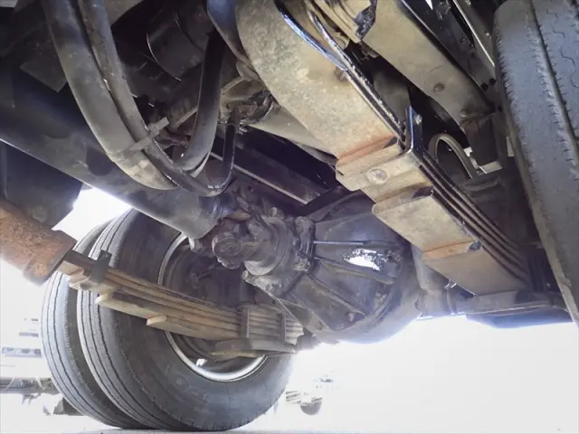 いすゞ エルフ TRG-NJR85AD(2WD)の写真20