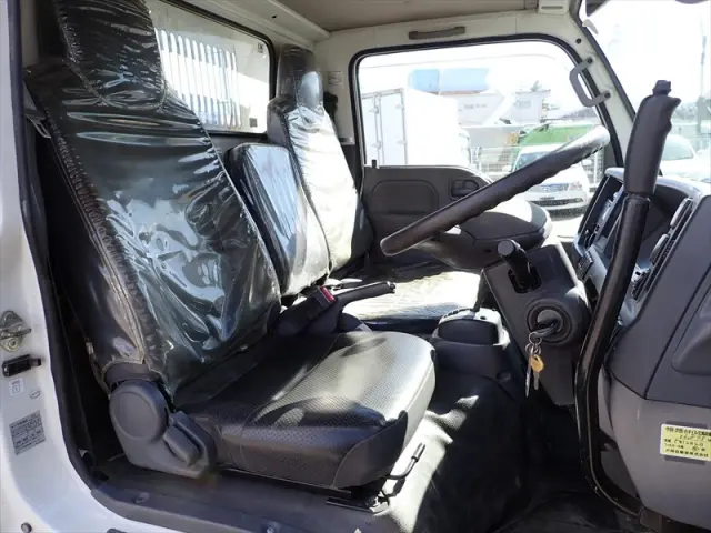 いすゞ エルフ TPG-NJR85AD(2WD)の写真21