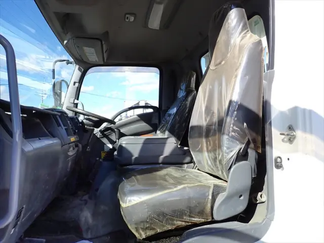 いすゞ エルフ TKG-FRR90S1(2WD)の写真22