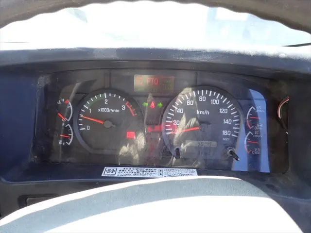 いすゞ エルフ TKG-FRR90S1(2WD)の写真26