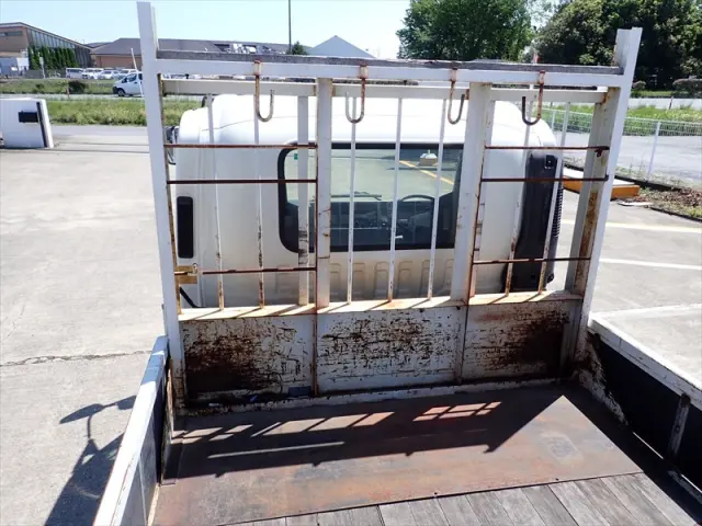 いすゞ フォワード SKG-FRR90S2(2WD)の写真12