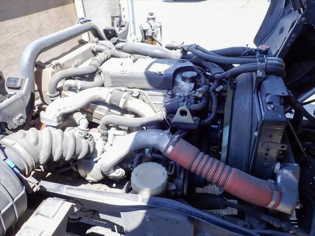 いすゞ フォワード SKG-FRR90S2(2WD)の写真28