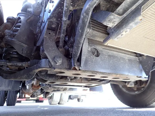 いすゞ エルフ TPG-NKR85AD(2WD)の写真34