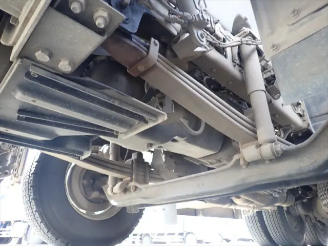 いすゞ ギガ 2PG-CXZ77CT(6x4)の写真47