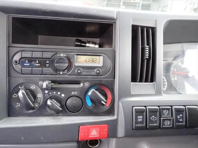 いすゞ エルフ TPG-NKR85ANの写真39