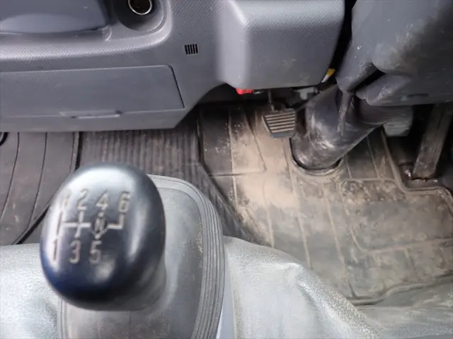 いすゞ エルフ TPG-NKR85ANの写真40