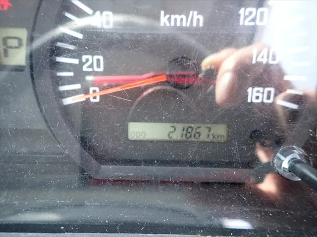 いすゞ エルフ TRG-NHR85A(2WD)の写真9