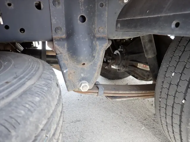 いすゞ エルフ TRG-NHR85A(2WD)の写真18