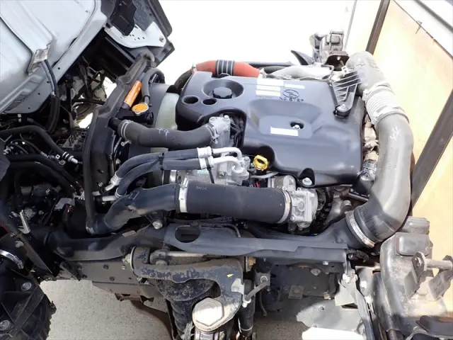 いすゞ エルフ TRG-NHR85A(2WD)の写真21