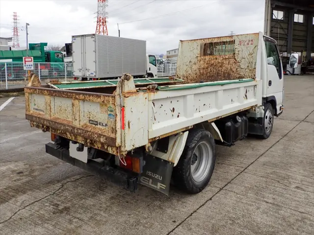 いすゞ エルフ TPG-NKR85AD(2WD)の写真2