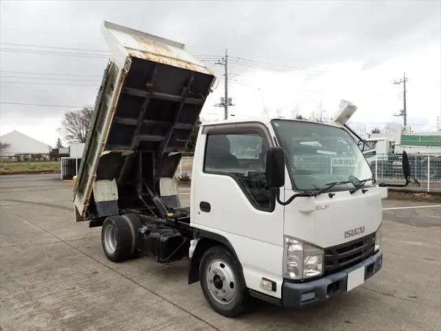 いすゞ エルフ TPG-NKR85AD(2WD)の写真8