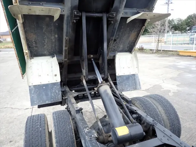 いすゞ エルフ TPG-NKR85AD(2WD)の写真14