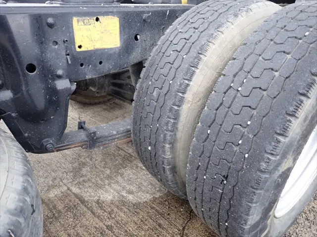 いすゞ エルフ TPG-NKR85AD(2WD)の写真18