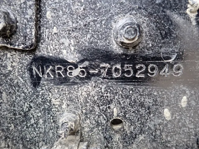 いすゞ エルフ TPG-NKR85AD(2WD)の写真24