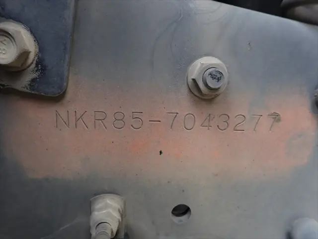 いすゞ エルフ TRG-NKR85Aの写真22