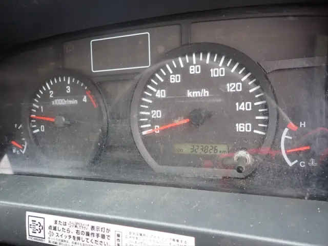 いすゞ エルフ TRG-NKR85Aの写真41