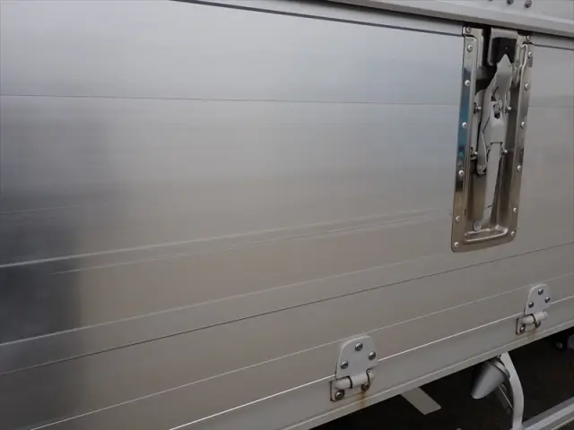 いすゞ フォワード 2RG-FRR90S2(2WD)の写真16