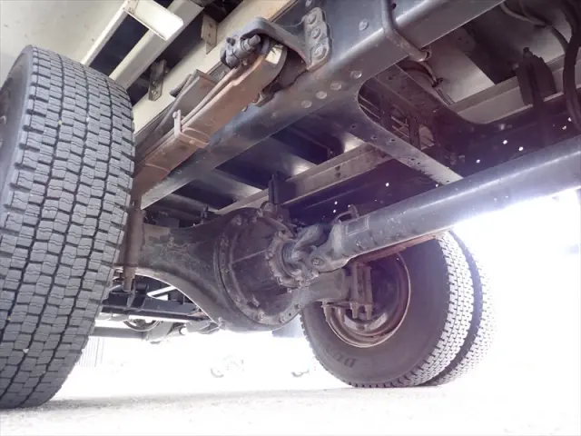 いすゞ フォワード 2RG-FRR90S2(2WD)の写真20