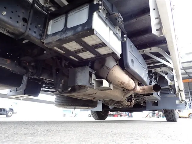 いすゞ フォワード 2RG-FRR90S2(2WD)の写真21