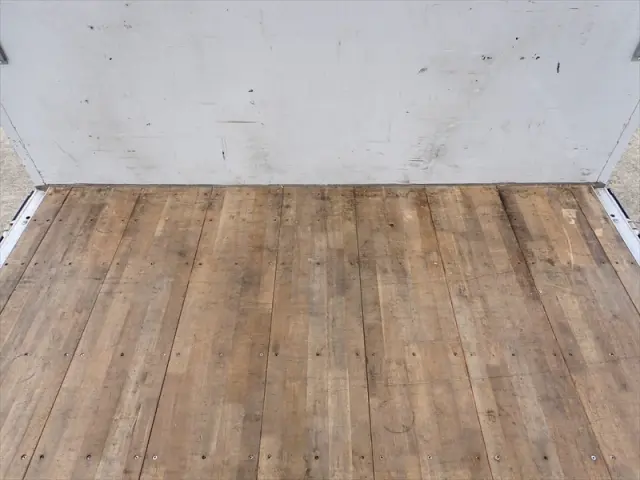 いすゞ フォワード 2RG-FRR90S2(2WD)の写真29